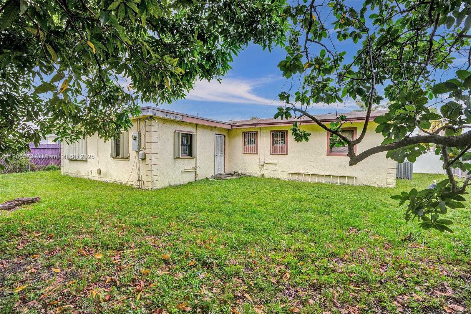 Small Image of 3260 NORTH WEST 174TH ST, Miami Gardens Number 33