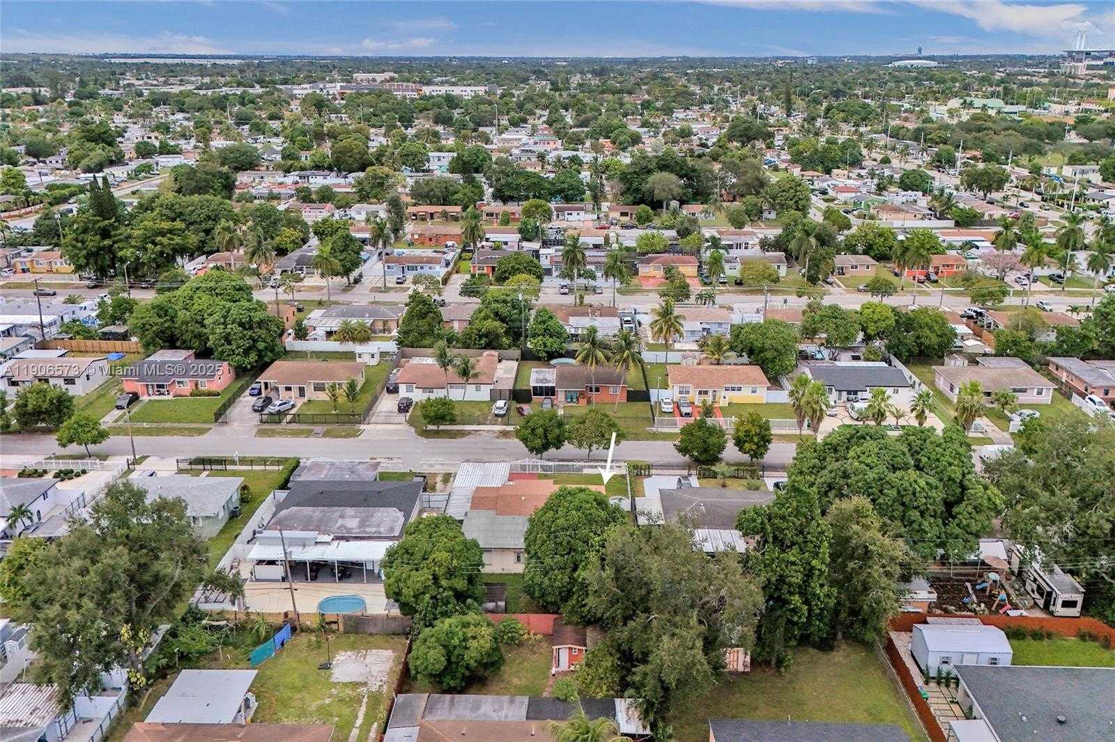 Small Image of 3260 NORTH WEST 174TH ST, Miami Gardens Number 40