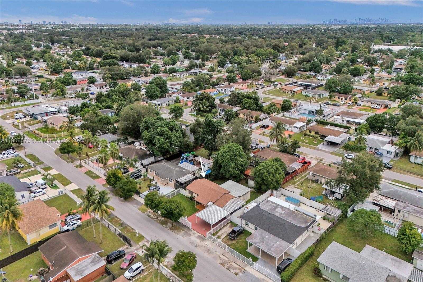 Small Image of 3260 NORTH WEST 174TH ST, Miami Gardens Number 43