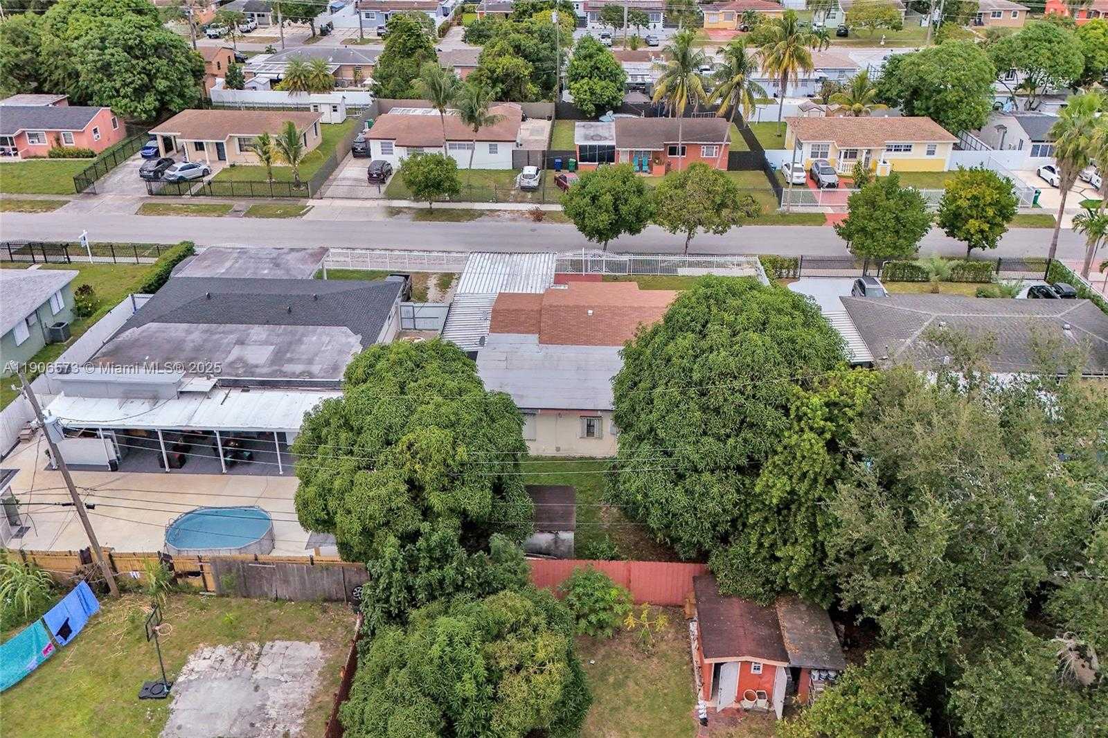 Small Image of 3260 NORTH WEST 174TH ST, Miami Gardens Number 48