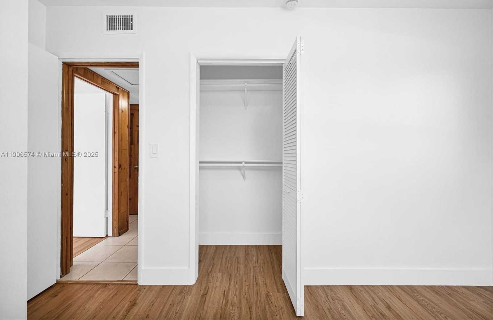 Small Image of 6828 NORTH WEST 13TH ST, Plantation Number 15