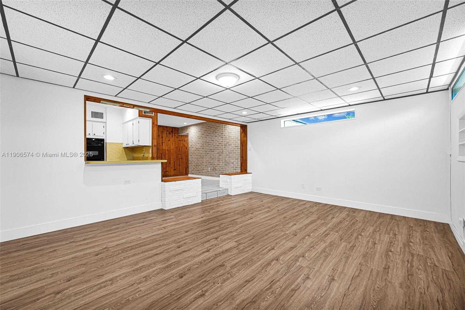 Small Image of 6828 NORTH WEST 13TH ST, Plantation Number 47