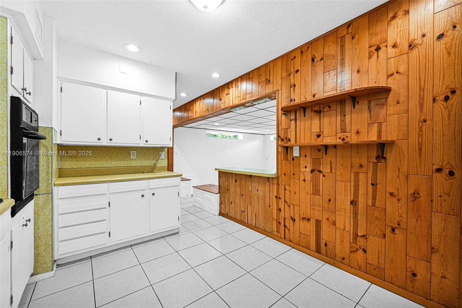 Small Image of 6828 NORTH WEST 13TH ST, Plantation Number 51