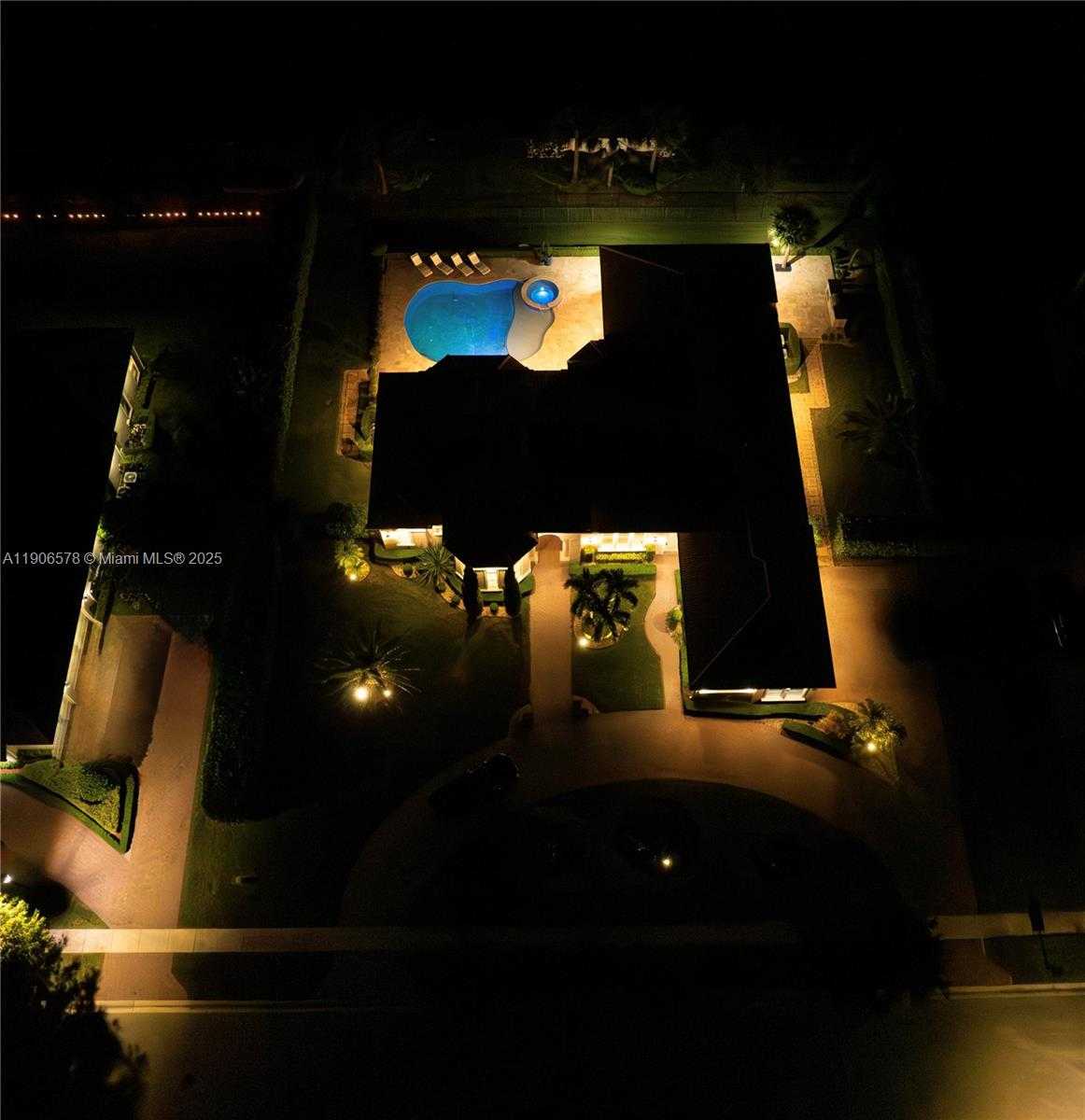 Small Image of 4950 EAST STERLING RANCH CIR, Davie Number 17