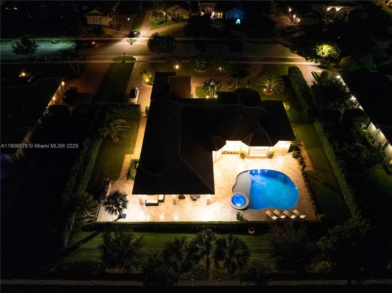 Small Image of 4950 EAST STERLING RANCH CIR, Davie Number 18