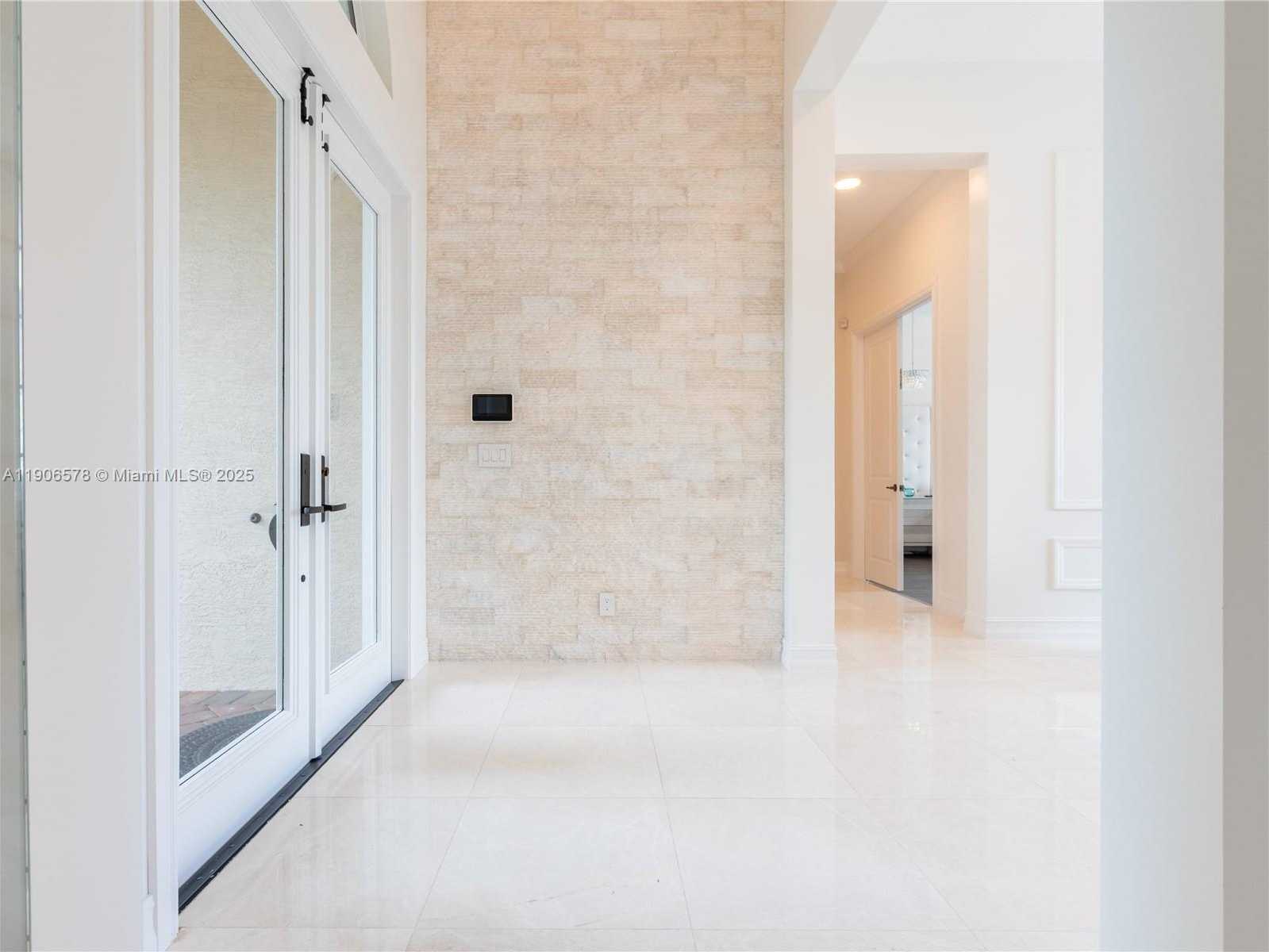 Small Image of 4950 EAST STERLING RANCH CIR, Davie Number 26