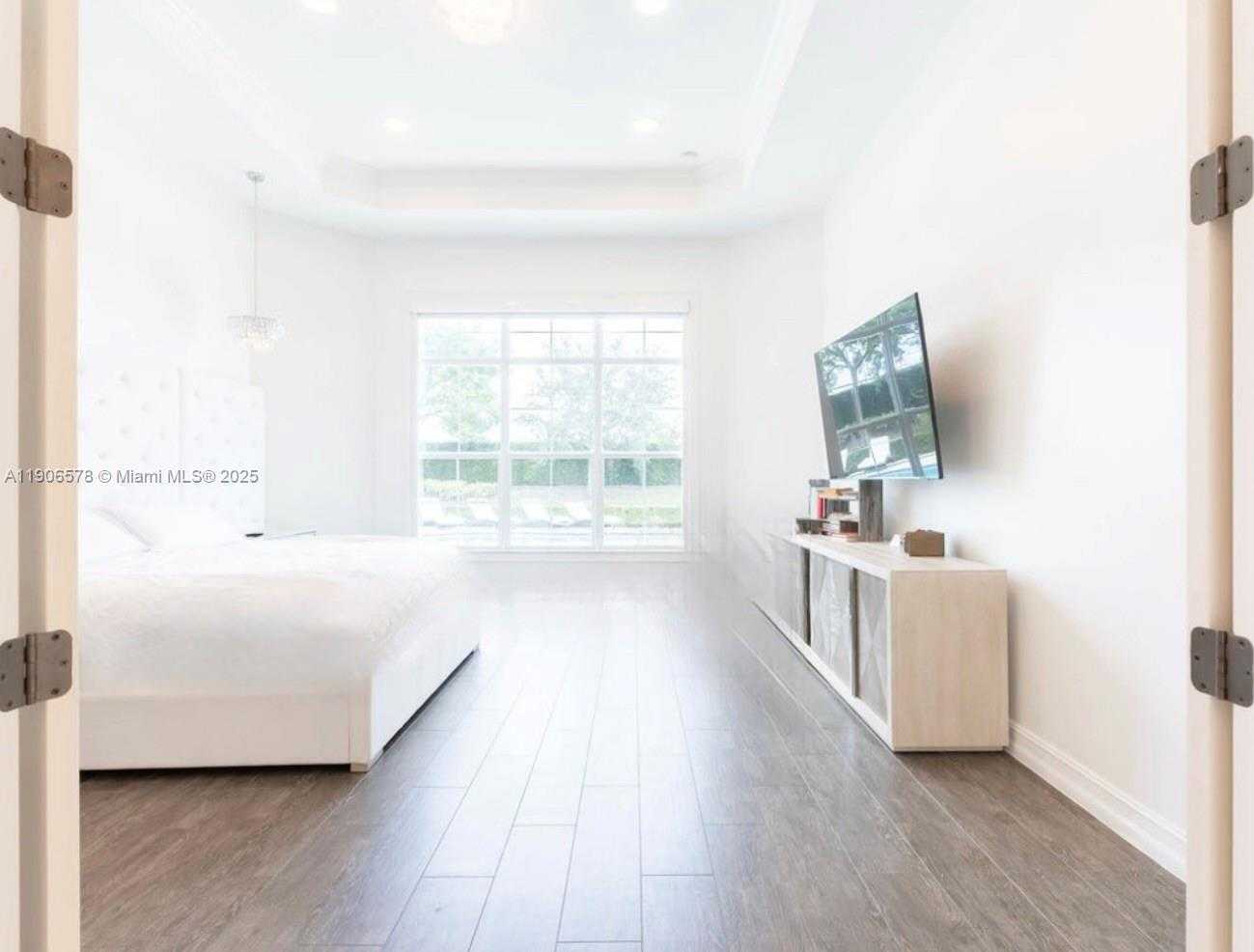 Small Image of 4950 EAST STERLING RANCH CIR, Davie Number 38