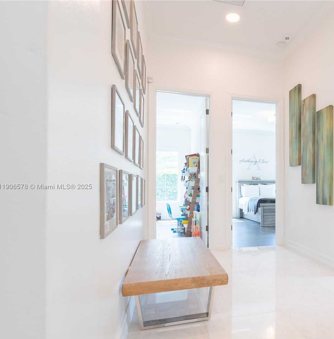 Small Image of 4950 EAST STERLING RANCH CIR, Davie Number 42