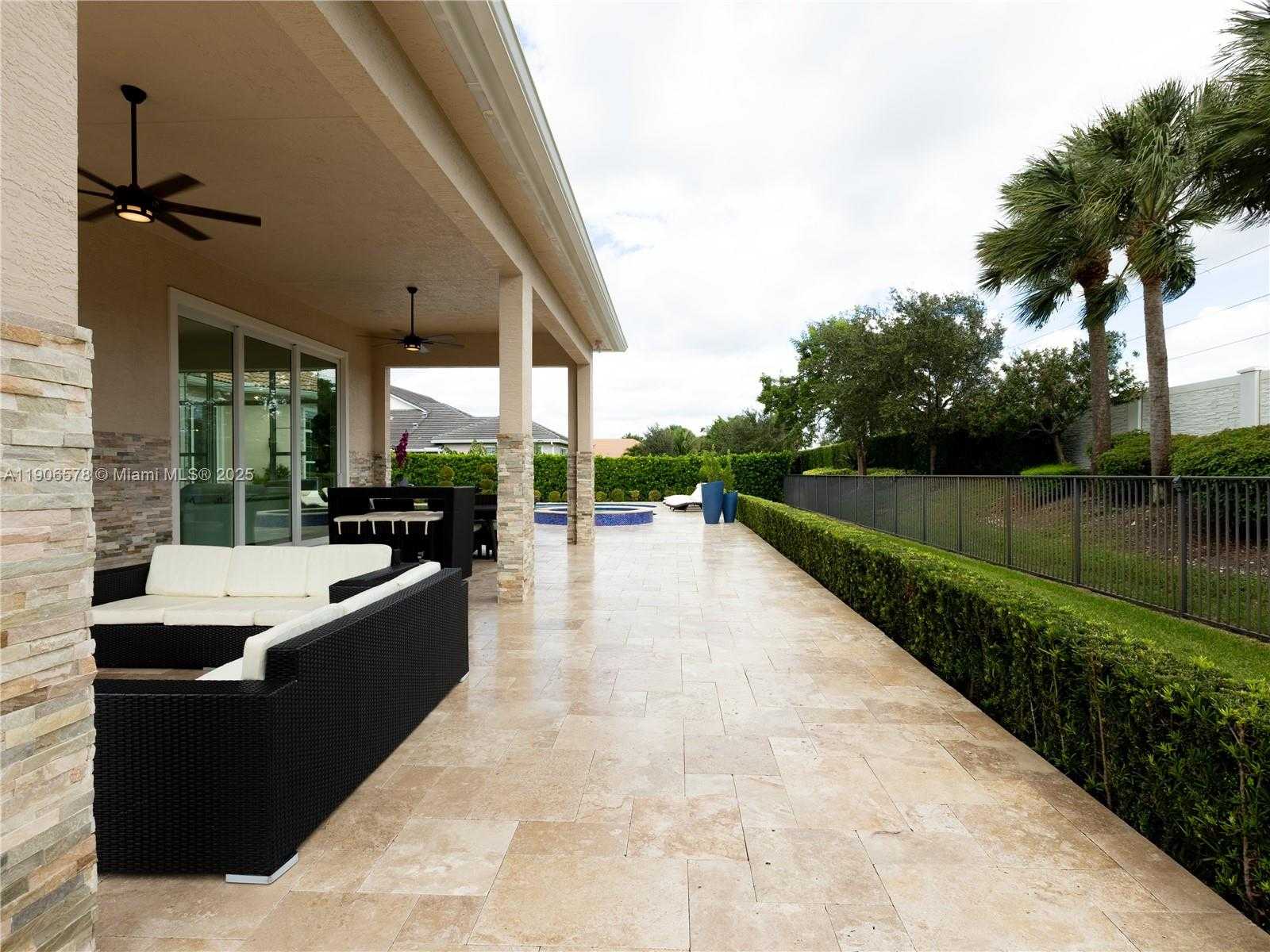 Small Image of 4950 EAST STERLING RANCH CIR, Davie Number 52