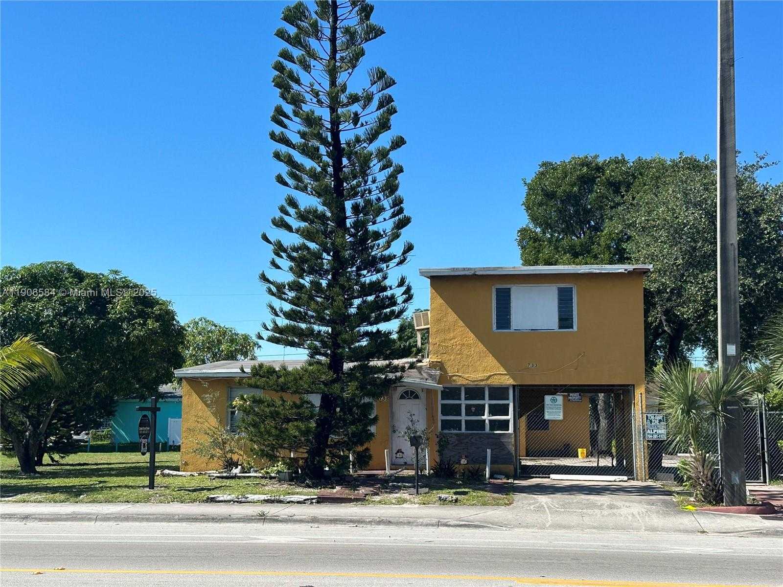 Small Image of 733 NORTH WEST 27TH AVE, Fort Lauderdale Number 14