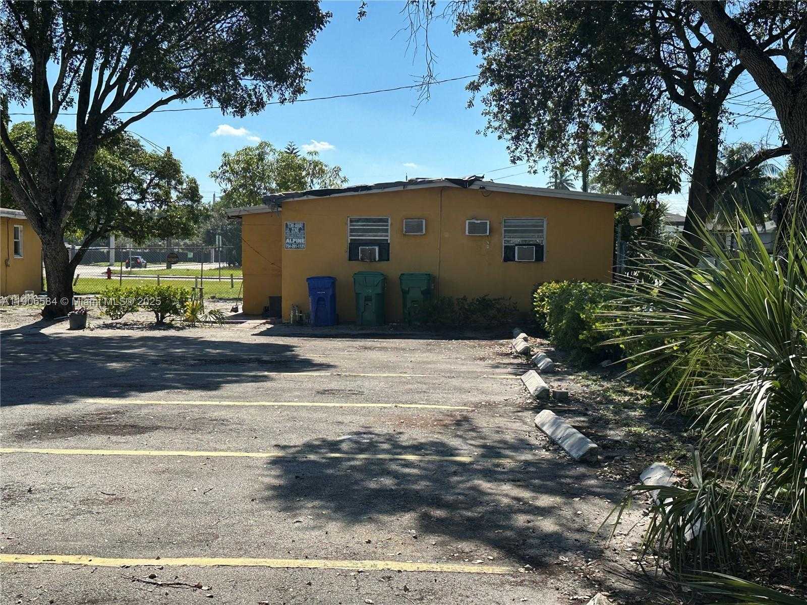 Small Image of 733 NORTH WEST 27TH AVE, Fort Lauderdale Number 29