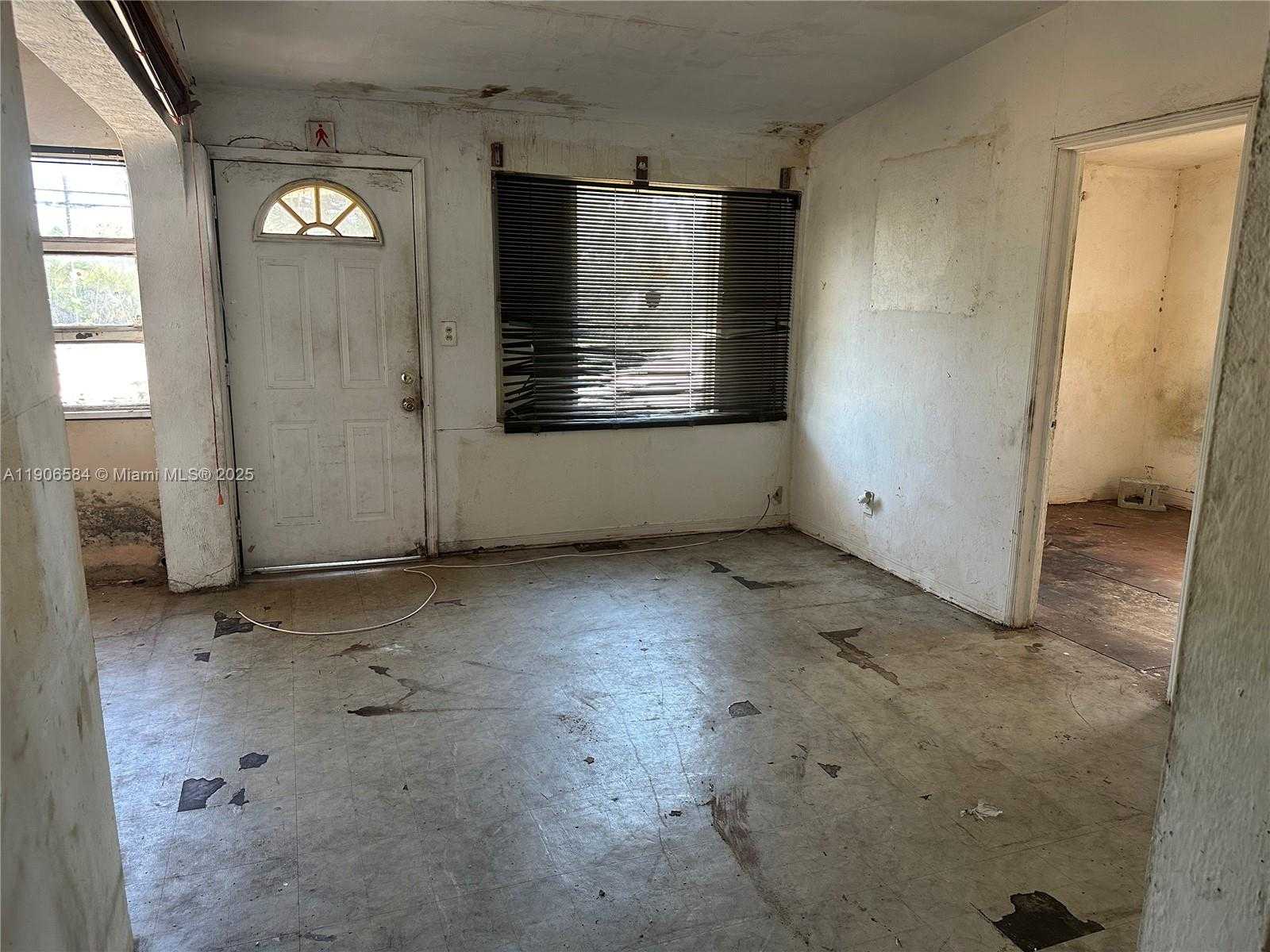 Small Image of 733 NORTH WEST 27TH AVE, Fort Lauderdale Number 60