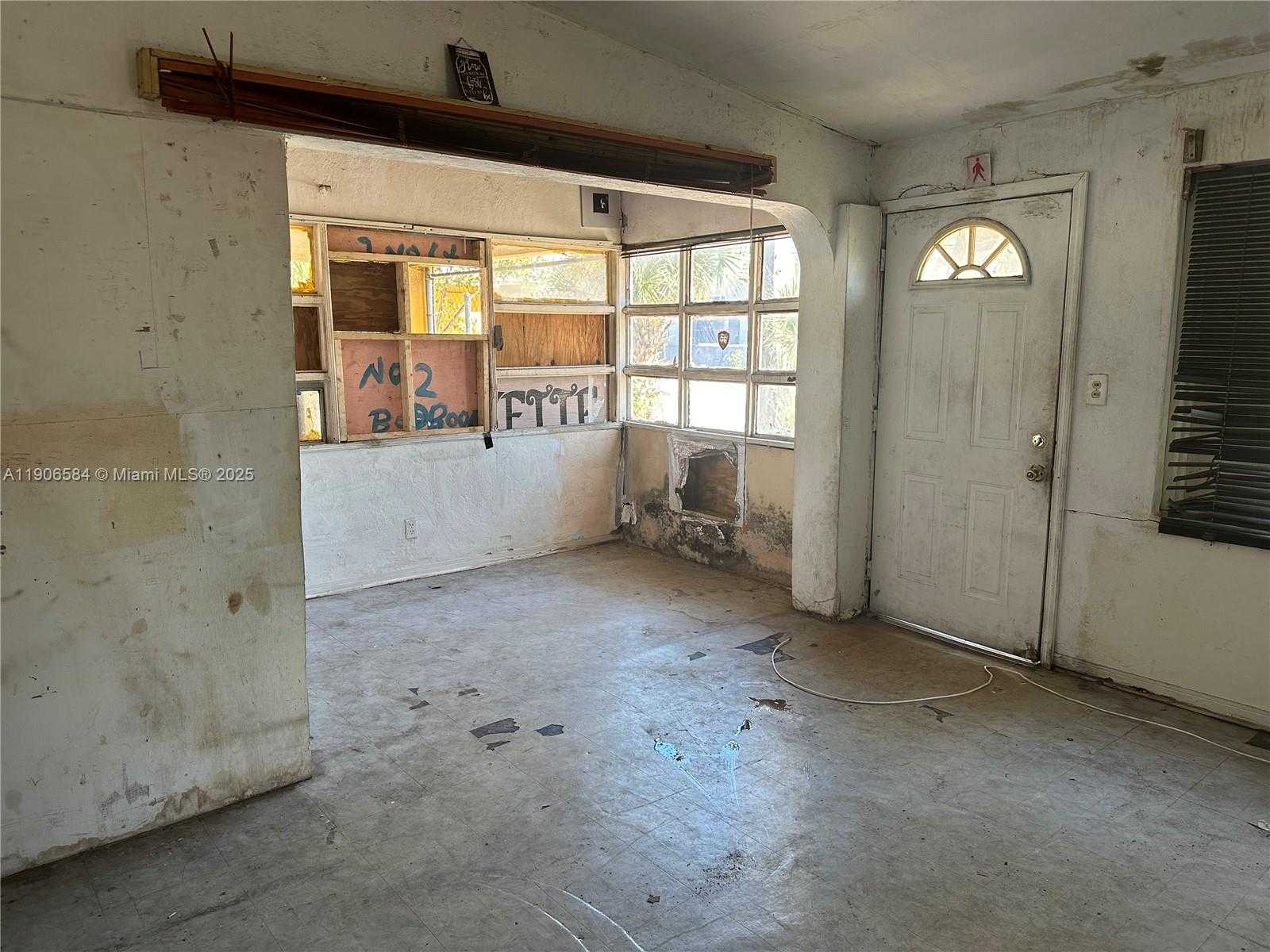 Small Image of 733 NORTH WEST 27TH AVE, Fort Lauderdale Number 62