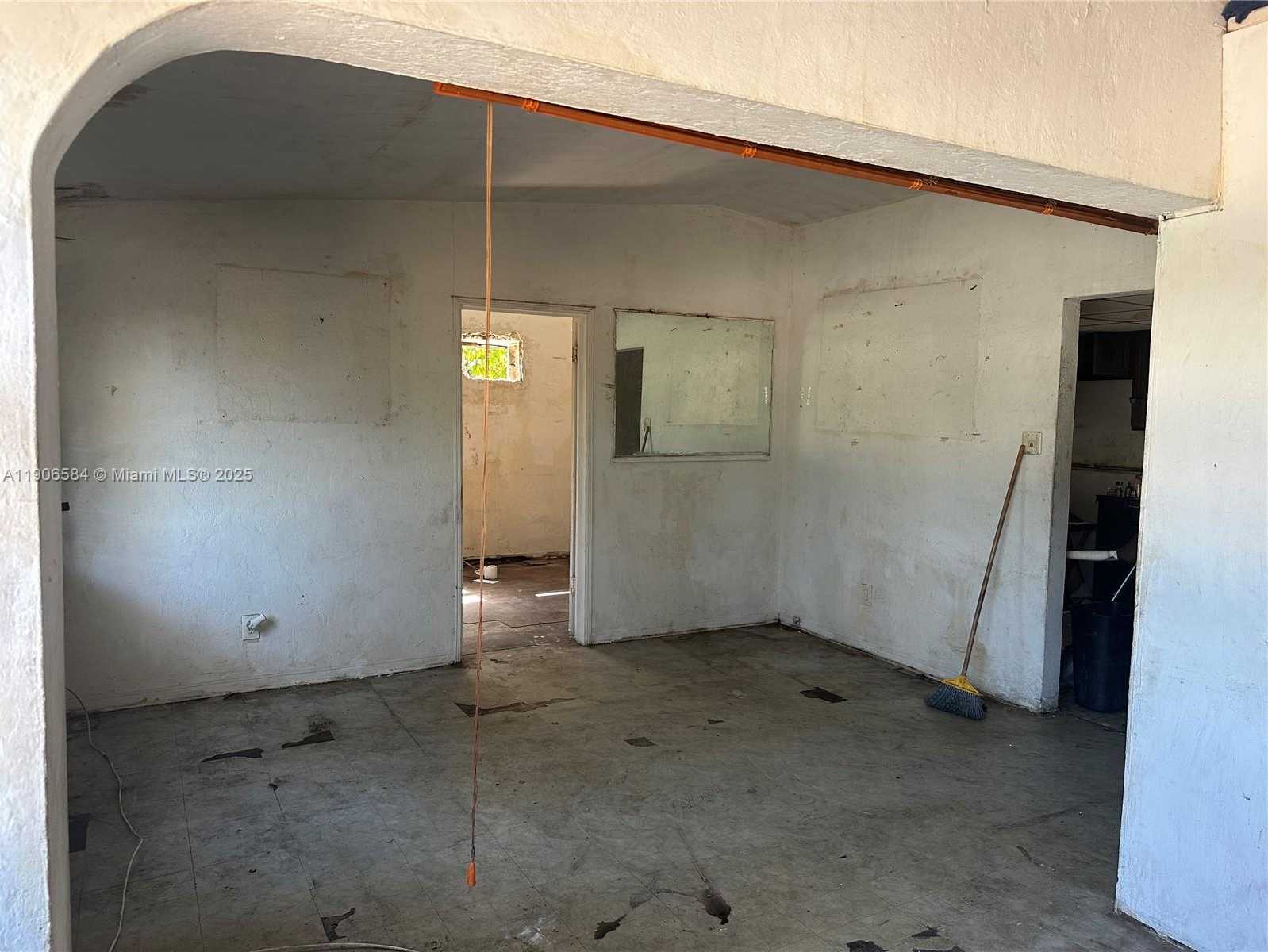 Small Image of 733 NORTH WEST 27TH AVE, Fort Lauderdale Number 63