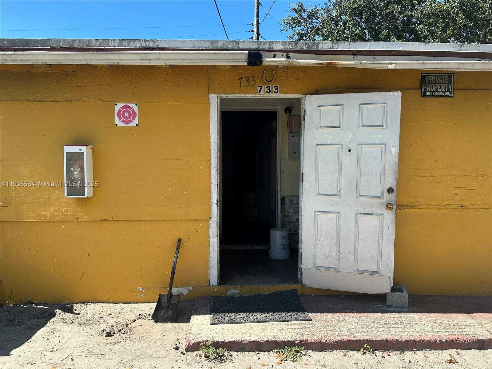 Small Image of 733 NORTH WEST 27TH AVE, Fort Lauderdale Number 70