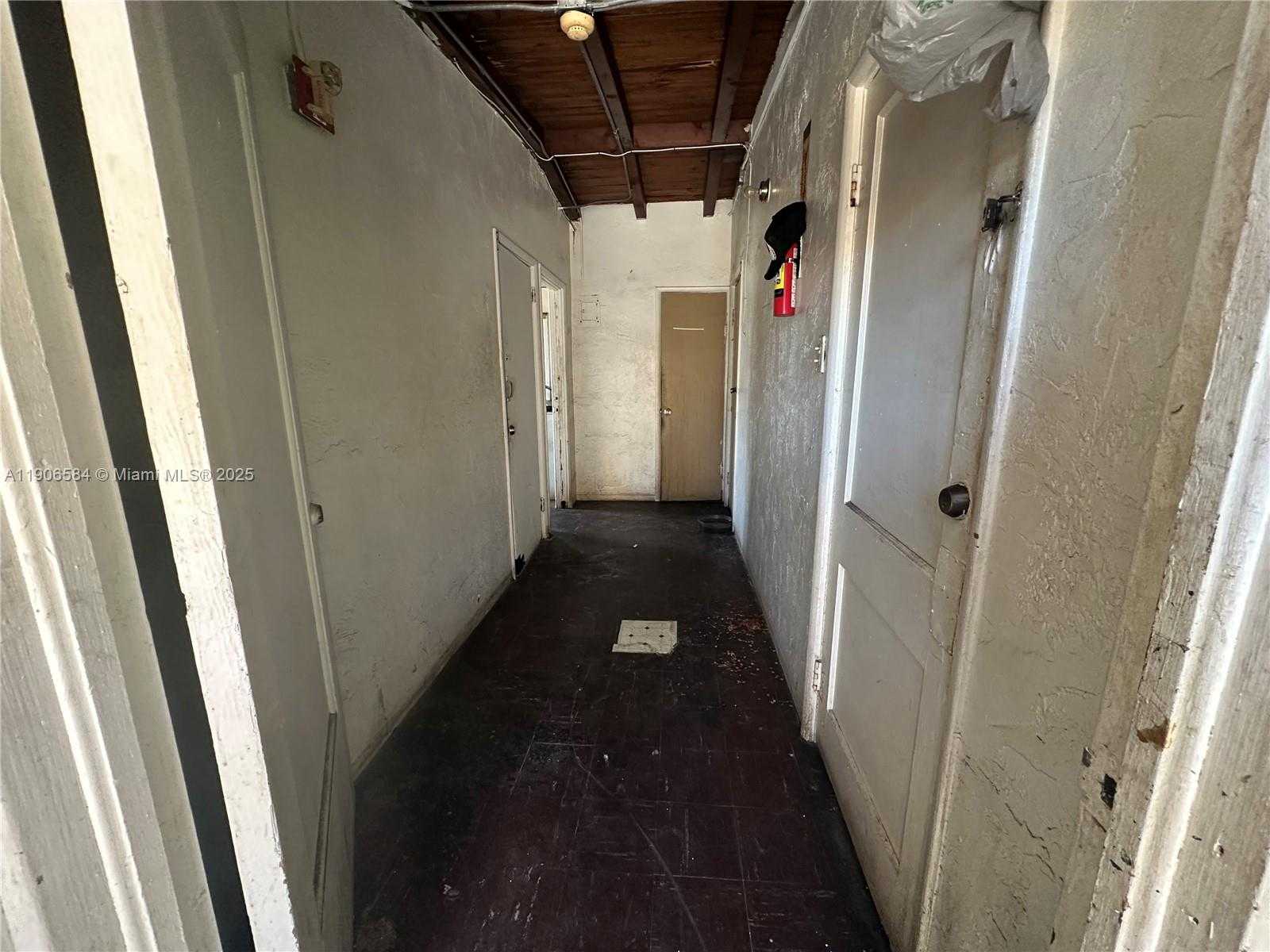 Small Image of 733 NORTH WEST 27TH AVE, Fort Lauderdale Number 77