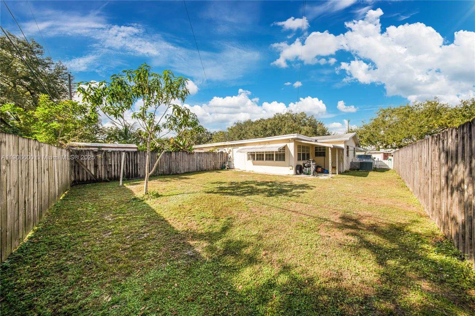 Small Image of 9426 SOUTH WEST 52ND ST, Cooper City Number 20