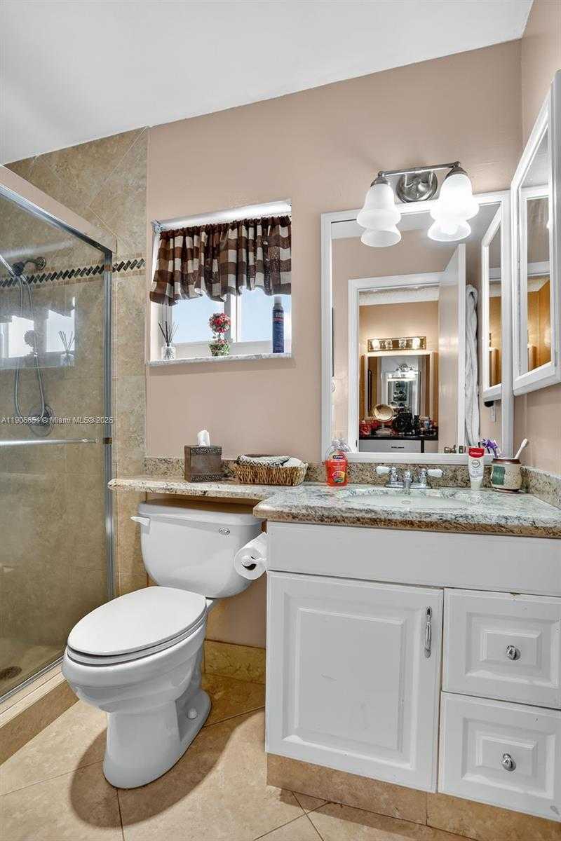 Small Image of 4871 NORTH WEST 18TH AVE, Deerfield Beach Number 23