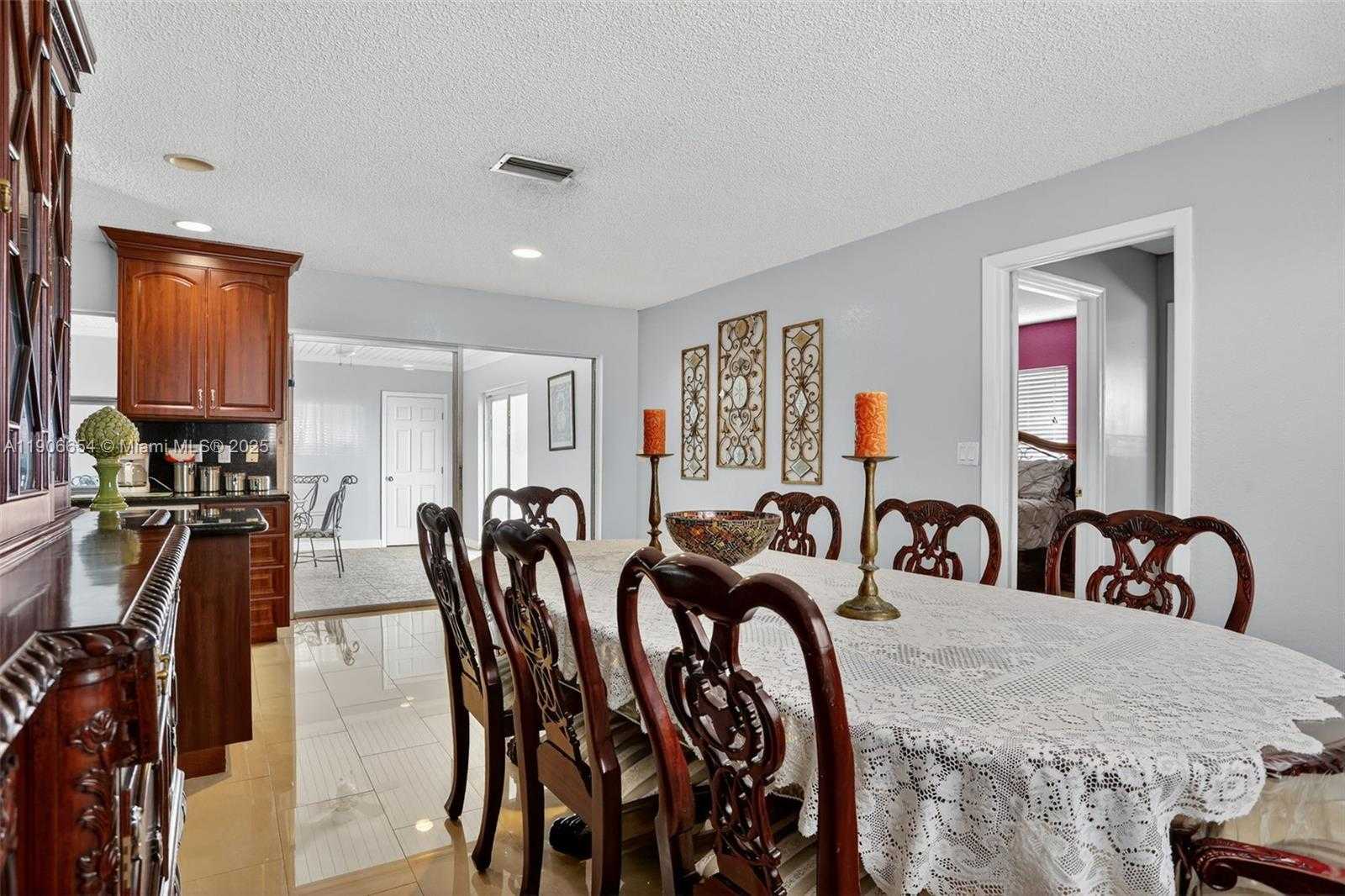 Small Image of 4871 NORTH WEST 18TH AVE, Deerfield Beach Number 26