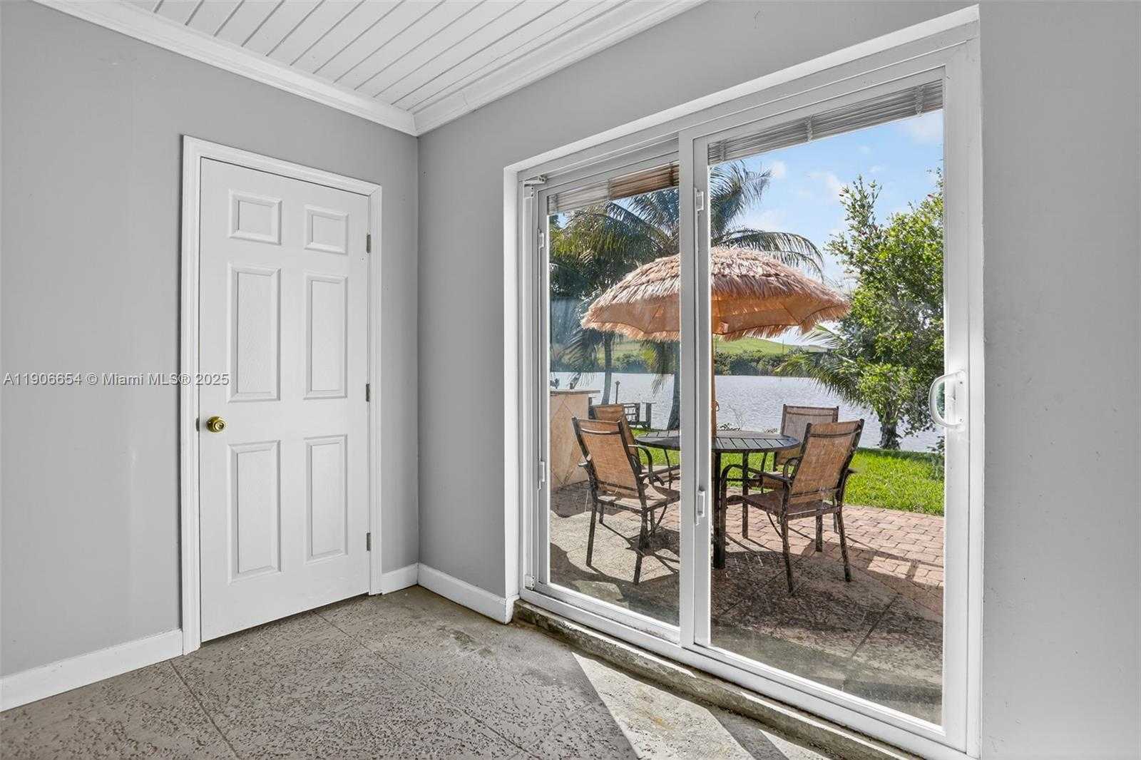 Small Image of 4871 NORTH WEST 18TH AVE, Deerfield Beach Number 36