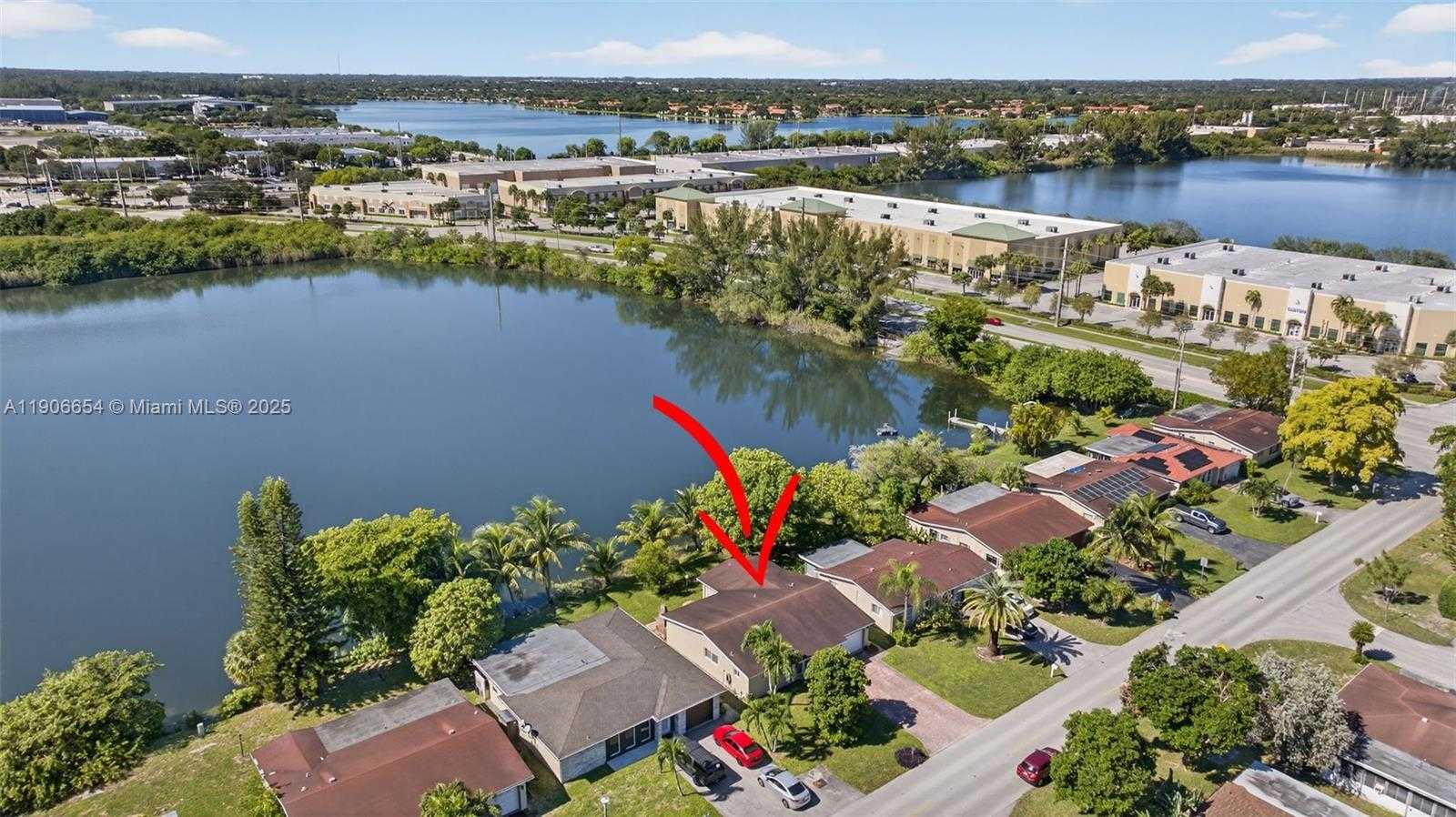 Small Image of 4871 NORTH WEST 18TH AVE, Deerfield Beach Number 40