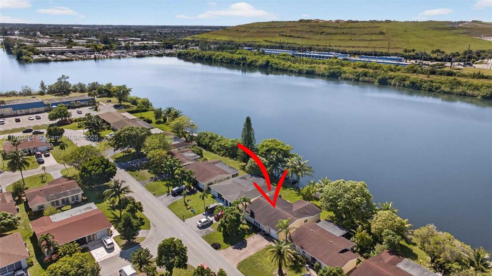 Small Image of 4871 NORTH WEST 18TH AVE, Deerfield Beach Number 41