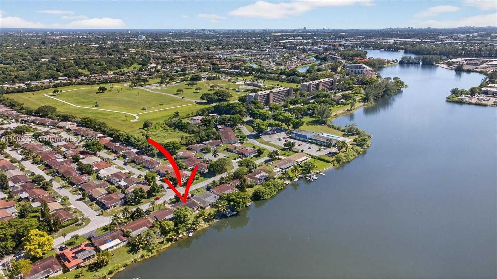 Small Image of 4871 NORTH WEST 18TH AVE, Deerfield Beach Number 43