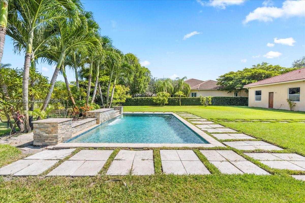 Small Image of 4074 SOUTH WEST 140TH AVE, Davie Number 19