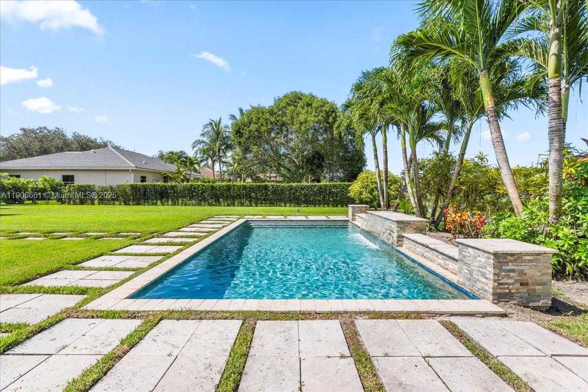 Small Image of 4074 SOUTH WEST 140TH AVE, Davie Number 21