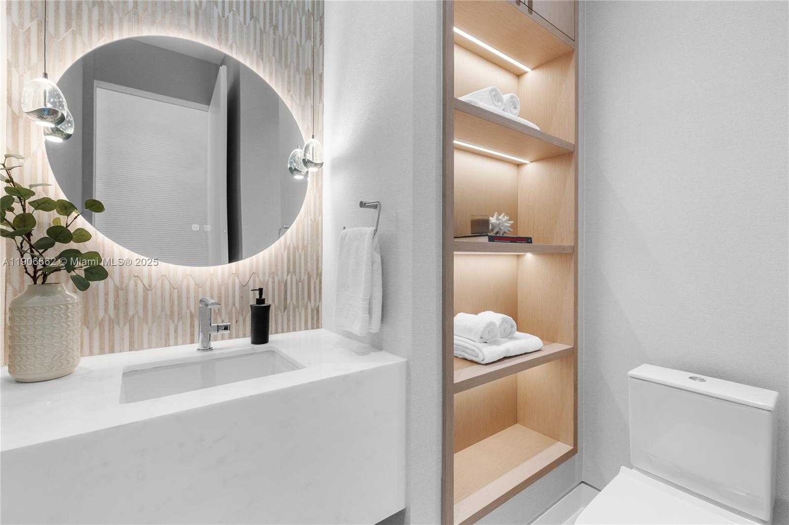 Small Image of 4504 SHERIDAN AVE, Miami Beach Number 15