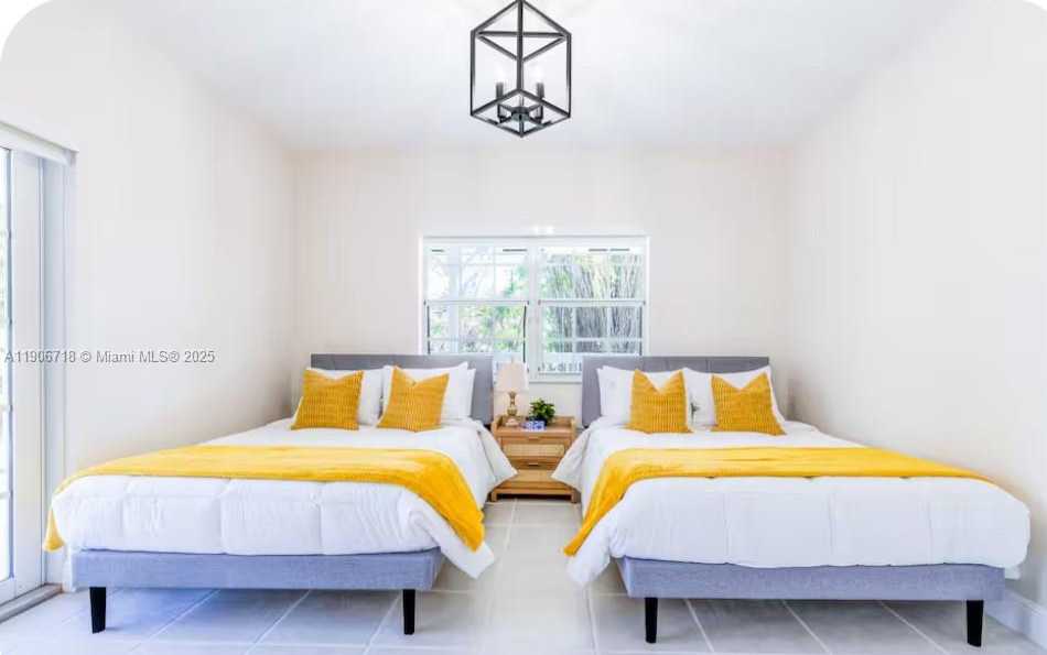 Small Image of 21380 SOUTH WEST 244, Homestead Number 18