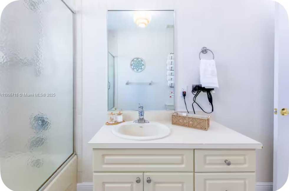 Small Image of 21380 SOUTH WEST 244, Homestead Number 21