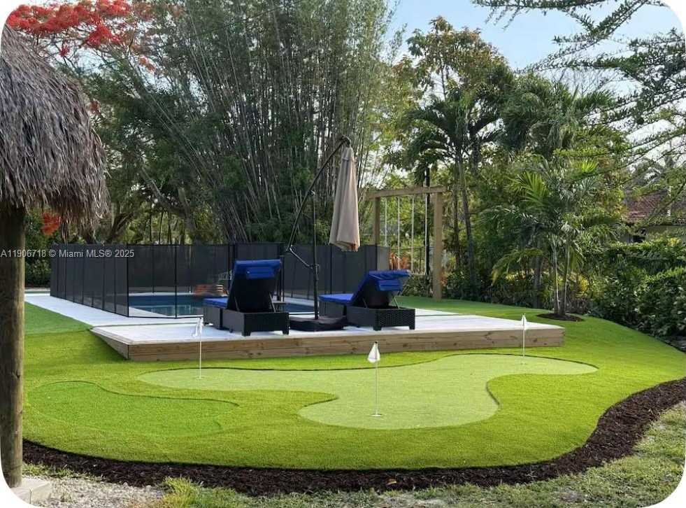 Small Image of 21380 SOUTH WEST 244, Homestead Number 27