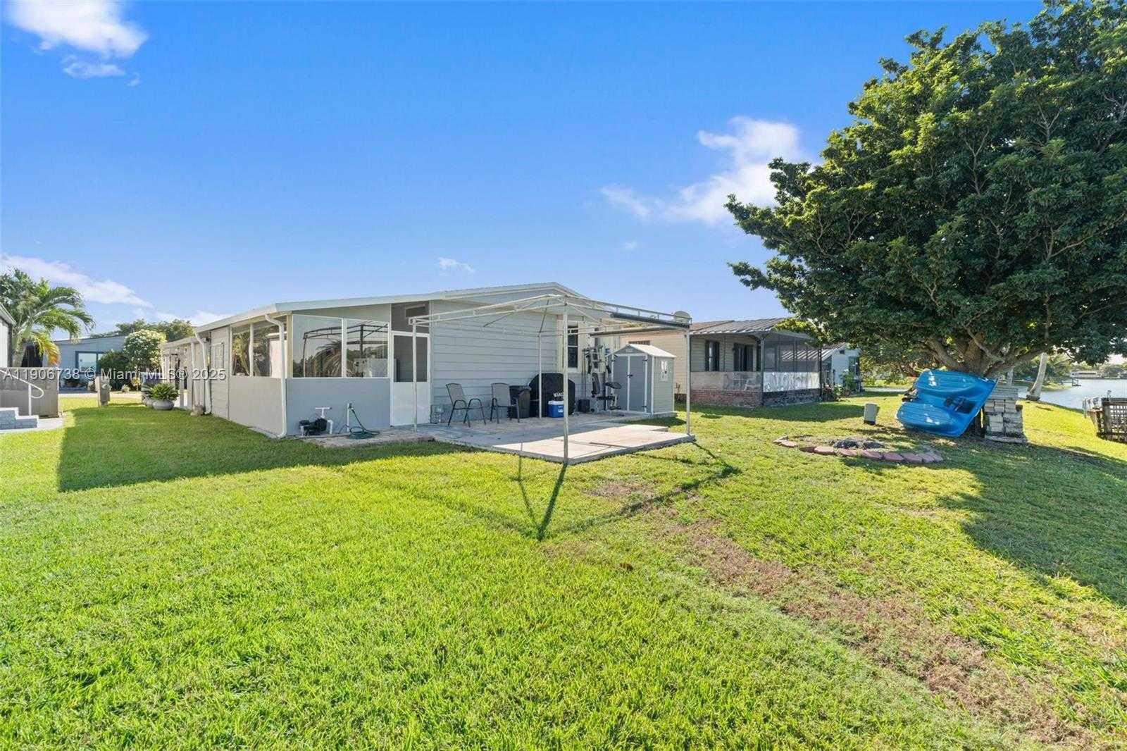 Small Image of 5305 202 TERR, Miami Gardens Number 29