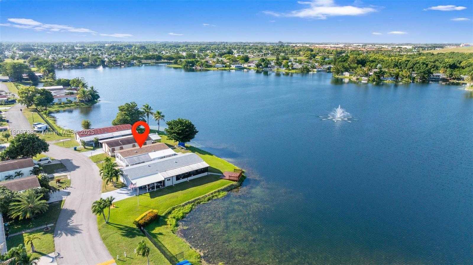 Small Image of 5305 202 TERR, Miami Gardens Number 35