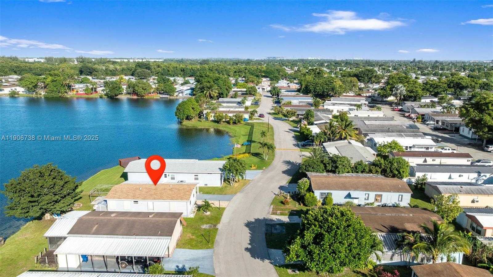 Small Image of 5305 202 TERR, Miami Gardens Number 36