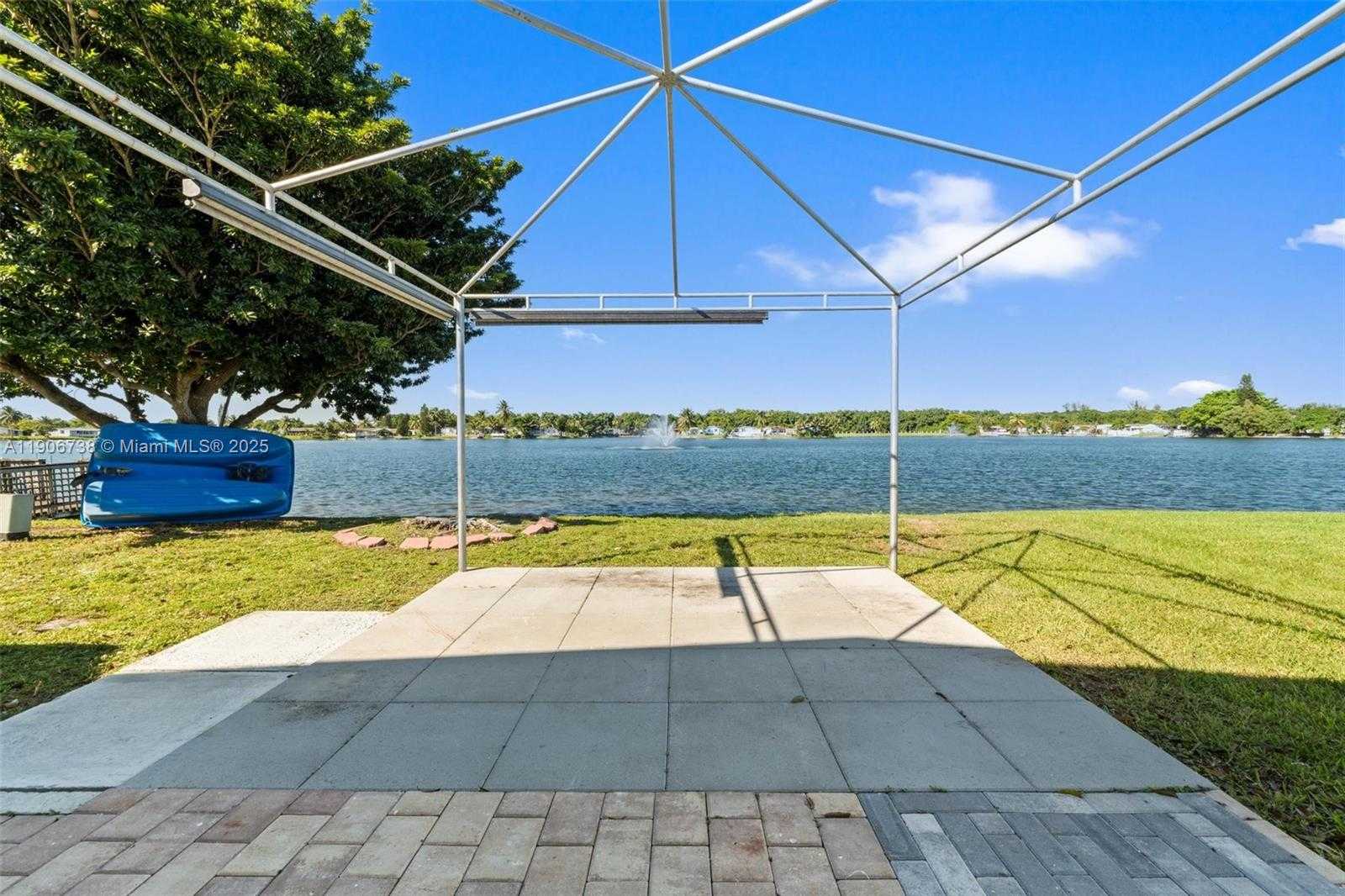 Small Image of 5305 202 TERR, Miami Gardens Number 39