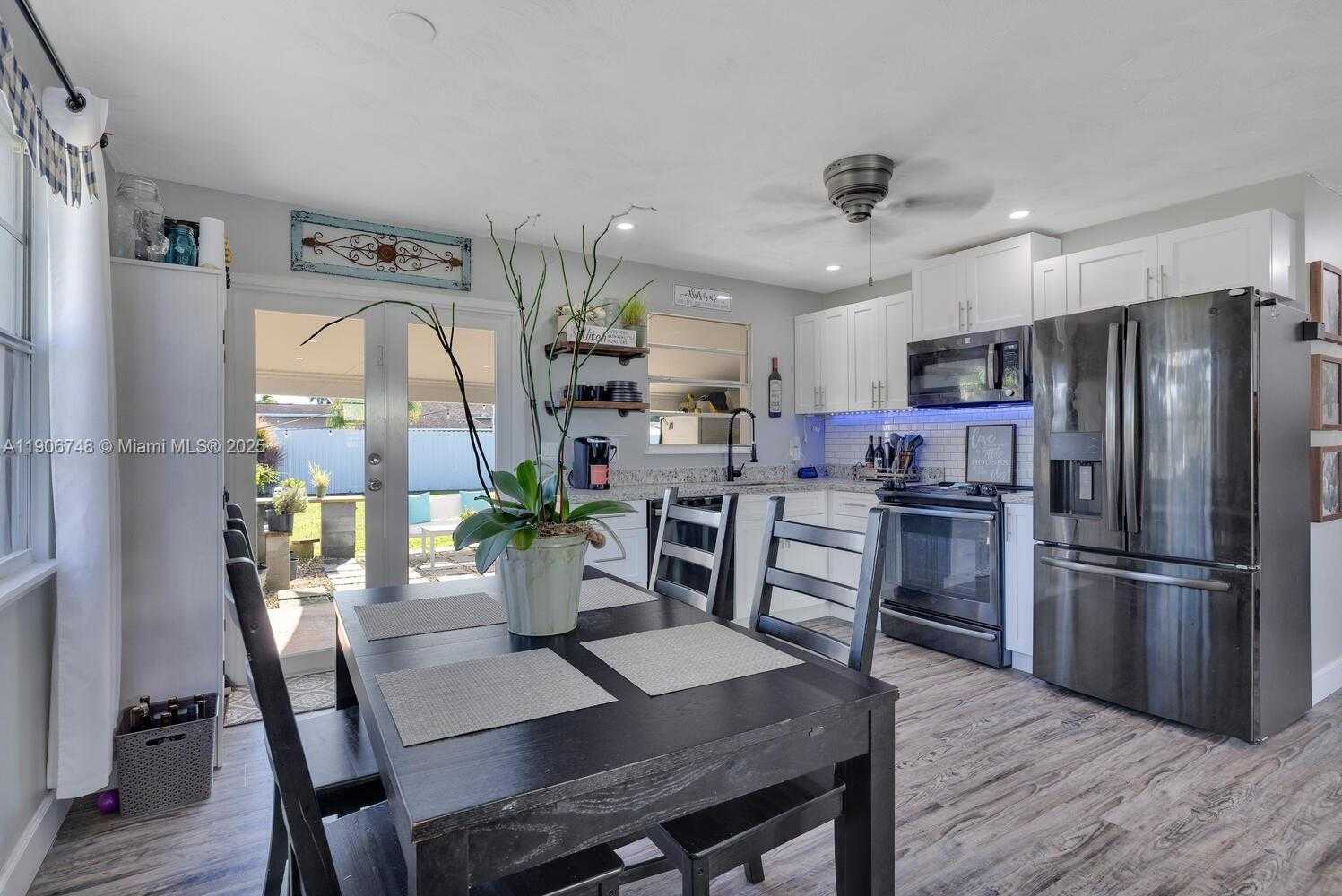 Small Image of 17350 SOUTH WEST 302ND ST, Homestead Number 10