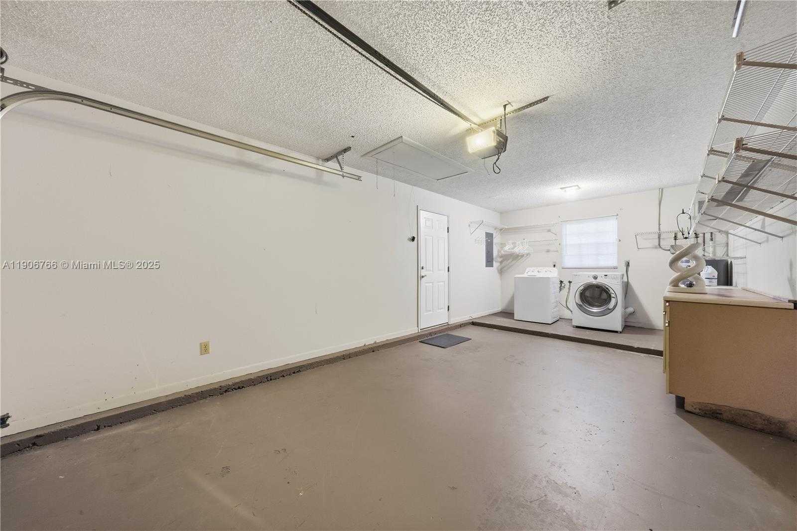 Small Image of 55 JASMINE, Lake Placid Number 30