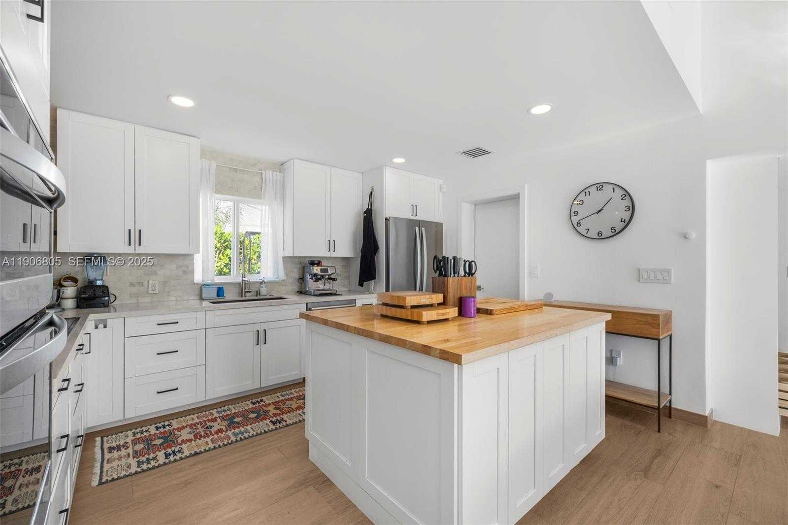 Small Image of 11370 NORTH EAST 8TH AVE, Biscayne Park Number 14