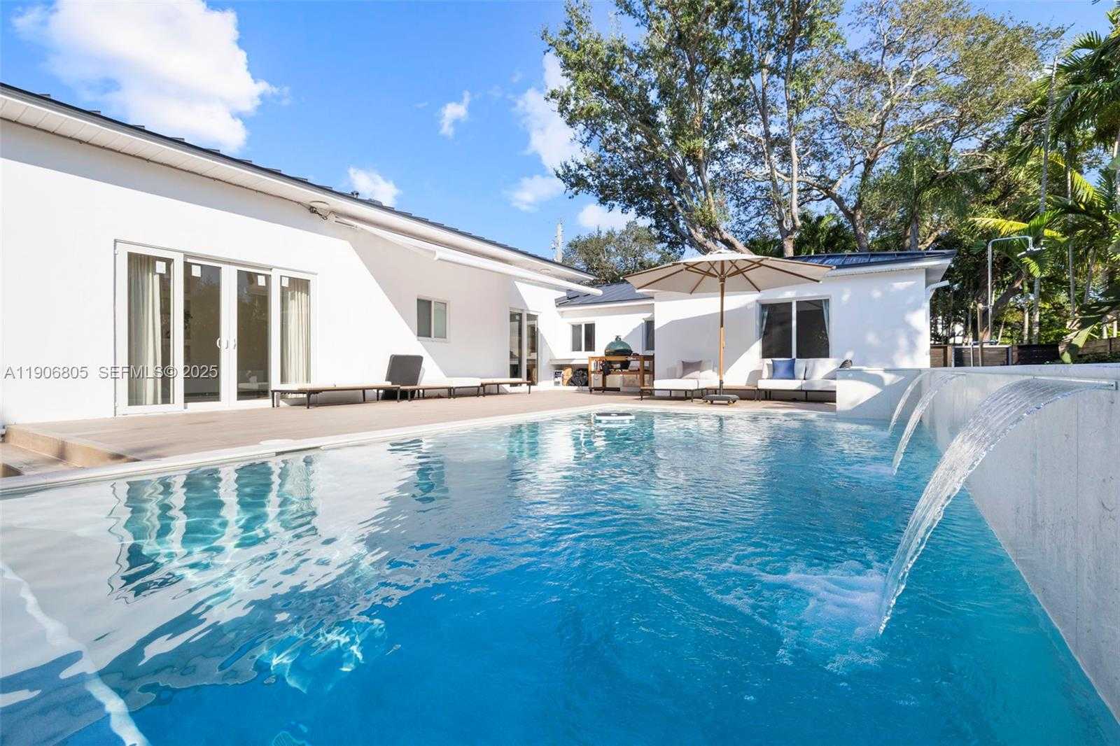 Small Image of 11370 NORTH EAST 8TH AVE, Biscayne Park Number 4