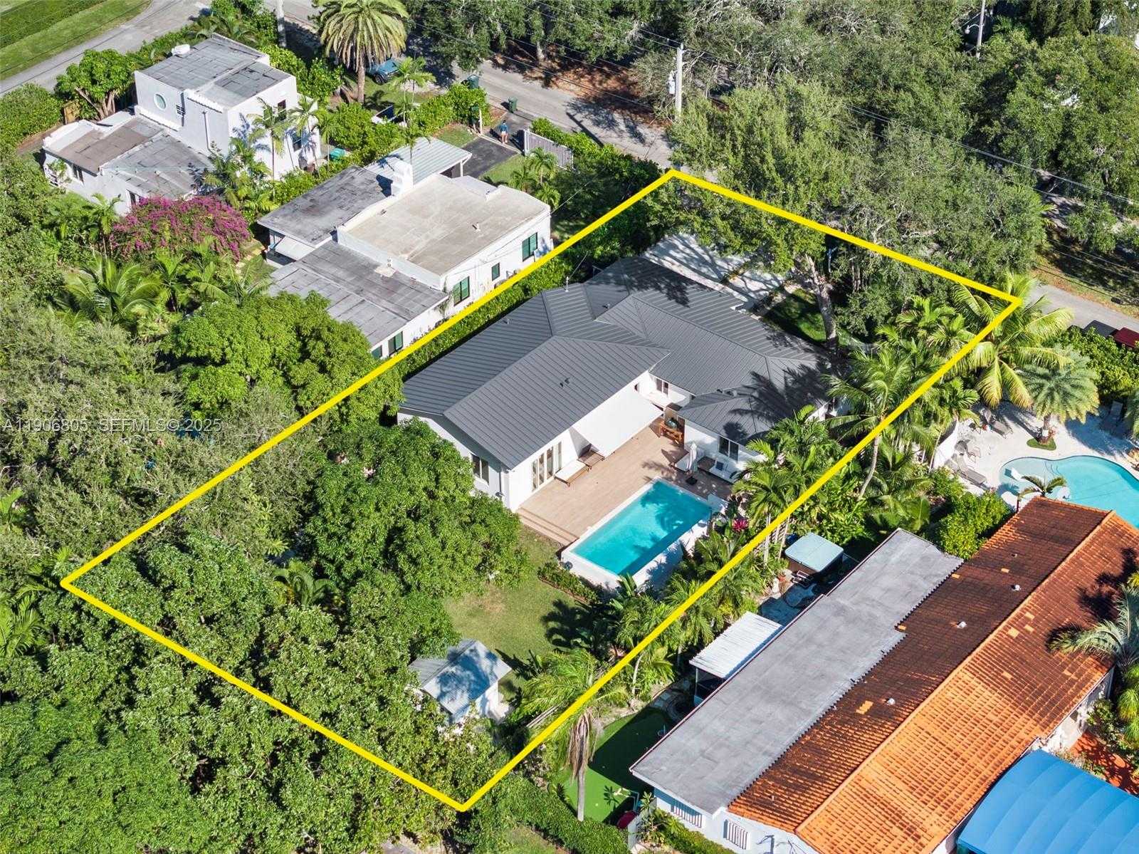 Small Image of 11370 NORTH EAST 8TH AVE, Biscayne Park Number 42