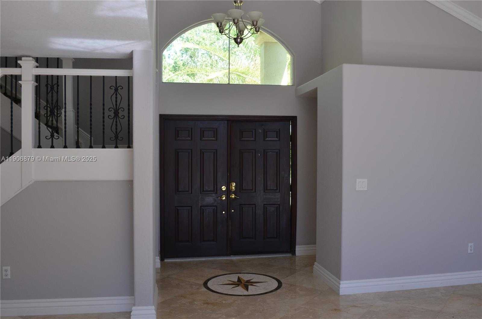 Small Image of Pembroke Pines Number 2