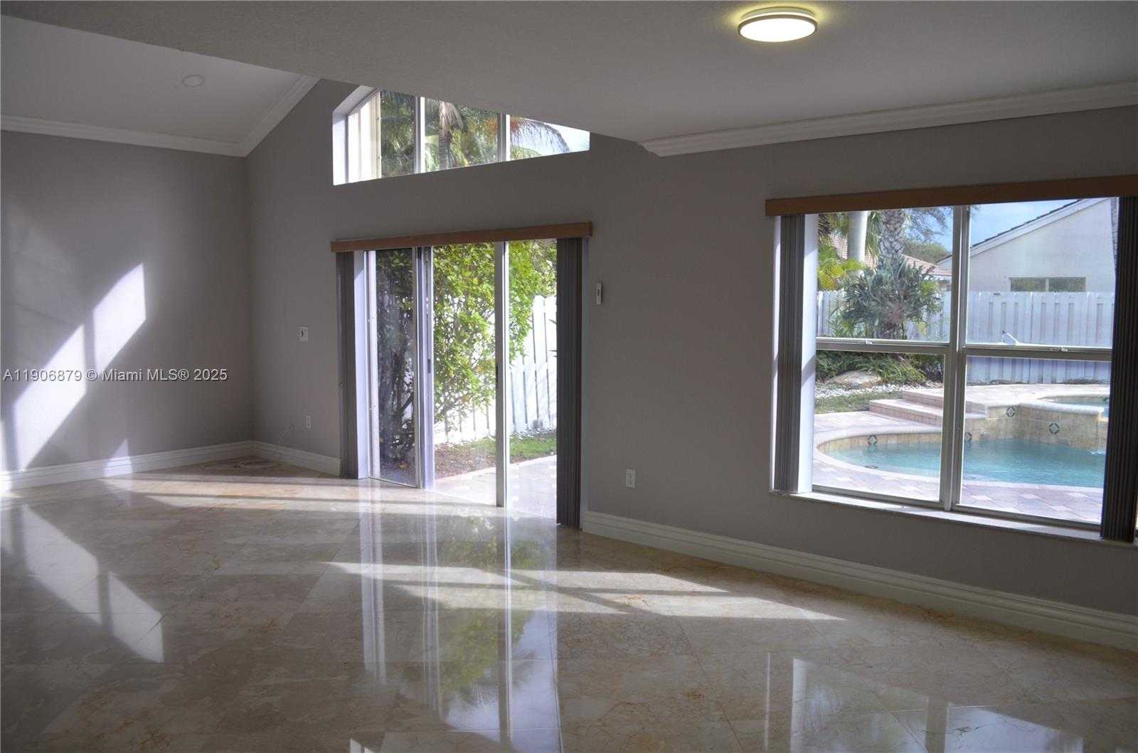 Small Image of Pembroke Pines Number 4