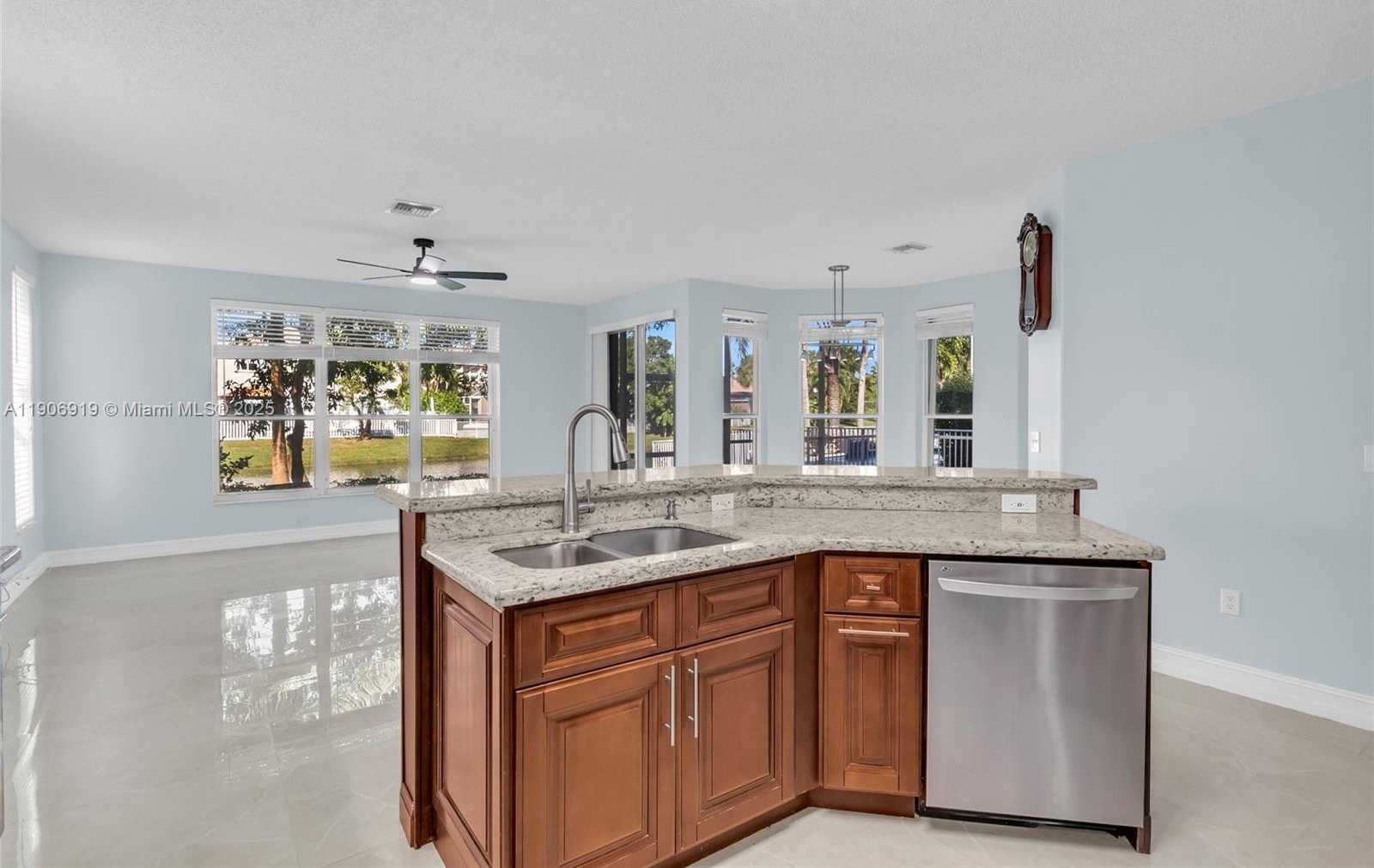 Small Image of 5364 NORTH WEST 120TH AVE, Coral Springs Number 27