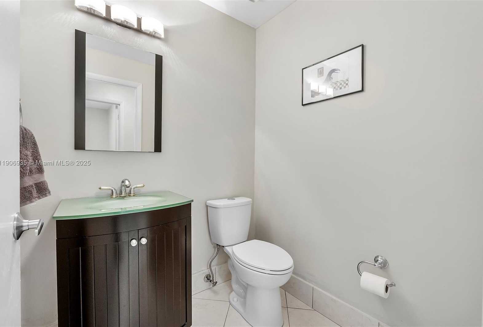 Small Image of Davie Number 29