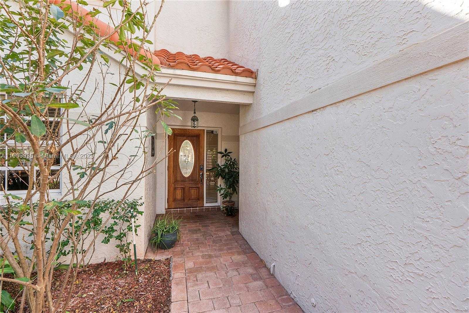 Small Image of Davie Number 41