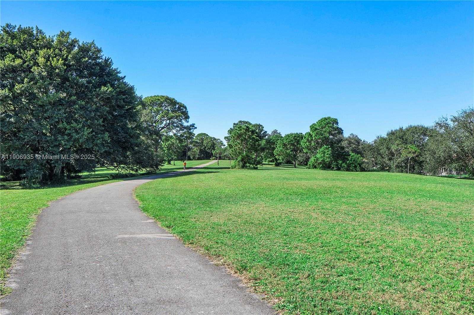 Small Image of Davie Number 45