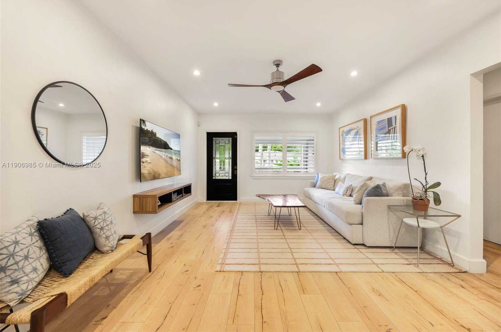 Small Image of 7220 SOUTH WEST 53RD CT, Miami Number 2