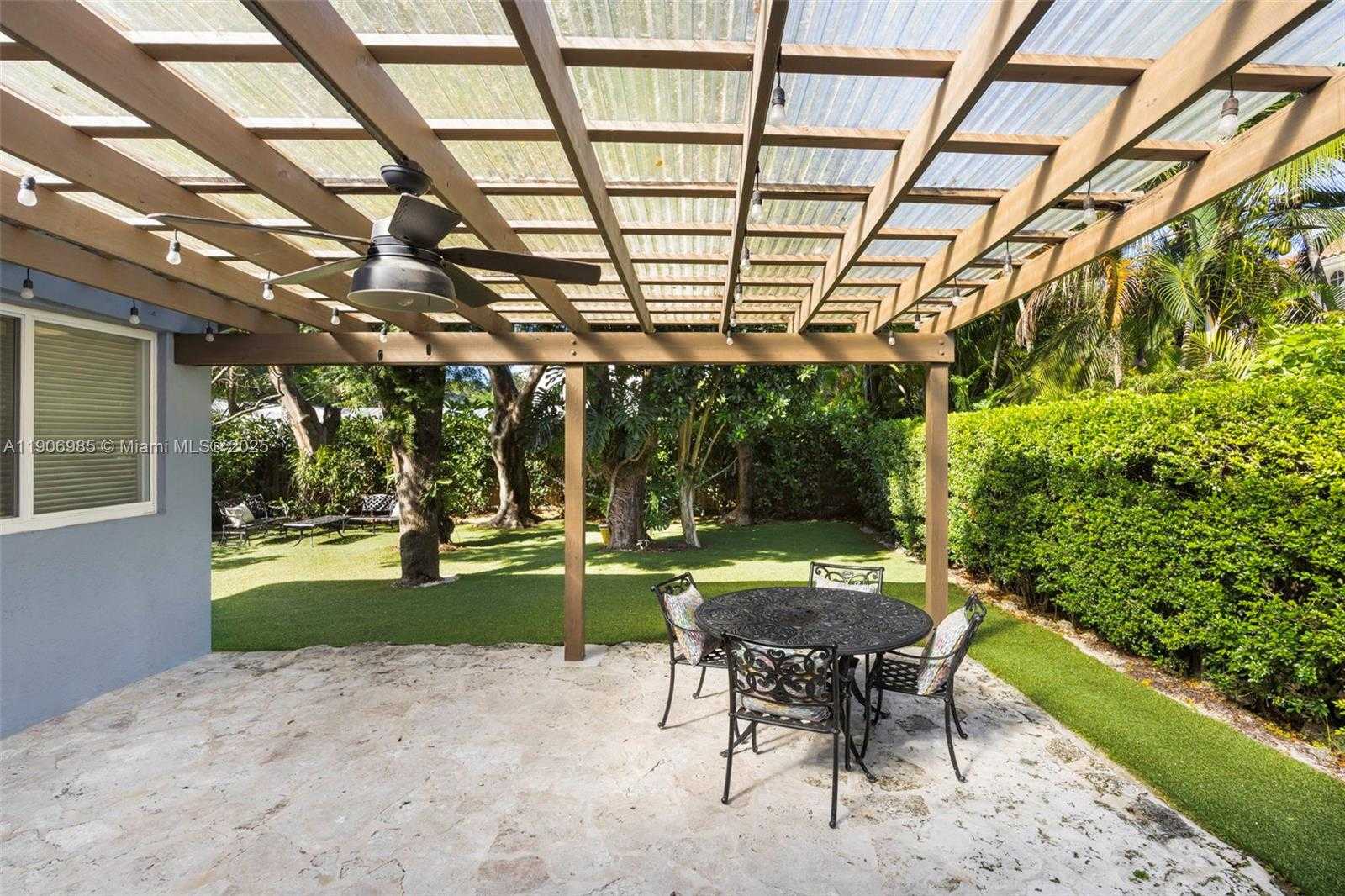 Small Image of 7220 SOUTH WEST 53RD CT, Miami Number 21